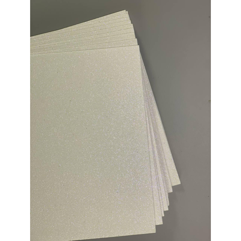 Фоаміран 1,7 мм “Білий“ IRIDESCENT HQ A4 10 аркушів 21х29,7, 17IA4-7111 KNZ