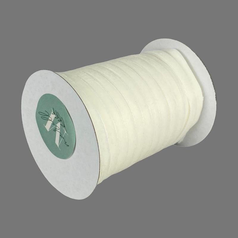 Оксамитова стрічка 0,6 см х 50 ярдів Marill (D00806-C 02) Оксамитова стрічка 0,6 см х 50 ярдів Marill (D00806-C 02)