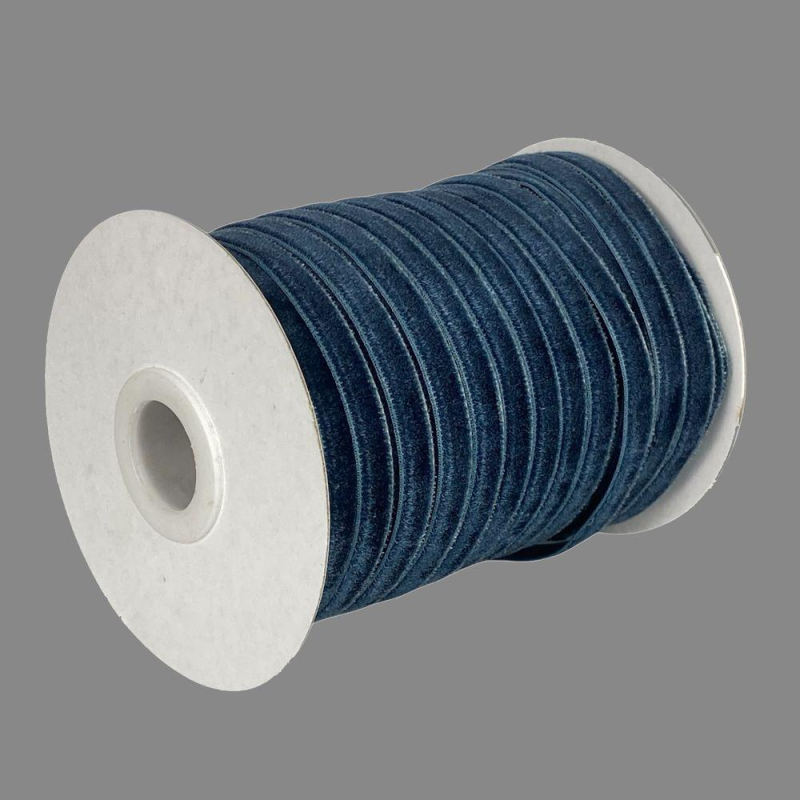 Оксамитова стрічка 0,6 см х 50 ярдів Синій Marill (D00806-C 78)