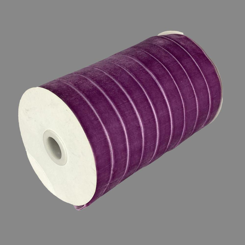 Оксамитова стрічка 1,5 см х 50 ярдів Marill (D00815- 41) Оксамитова стрічка 1,5 см х 50 ярдів Marill (D00815- 41)