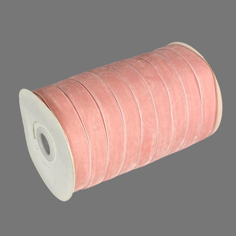 Оксамитова стрічка 1,5 см х 50 ярдів Marill (D00815-C 09)