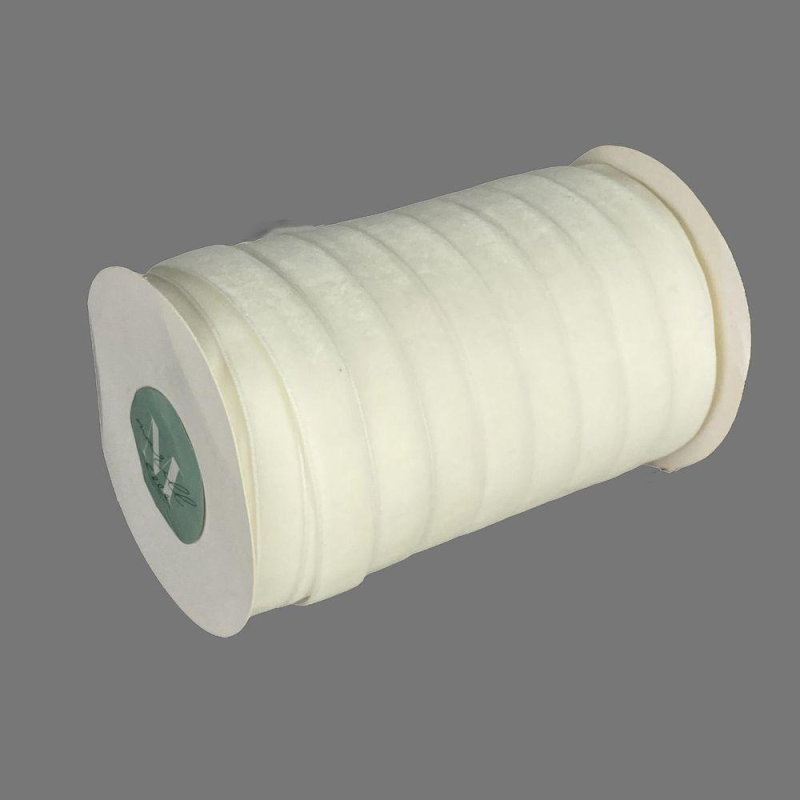 Оксамитова стрічка 1,5 см х 50 ярдів Marill (D00815-С 02)